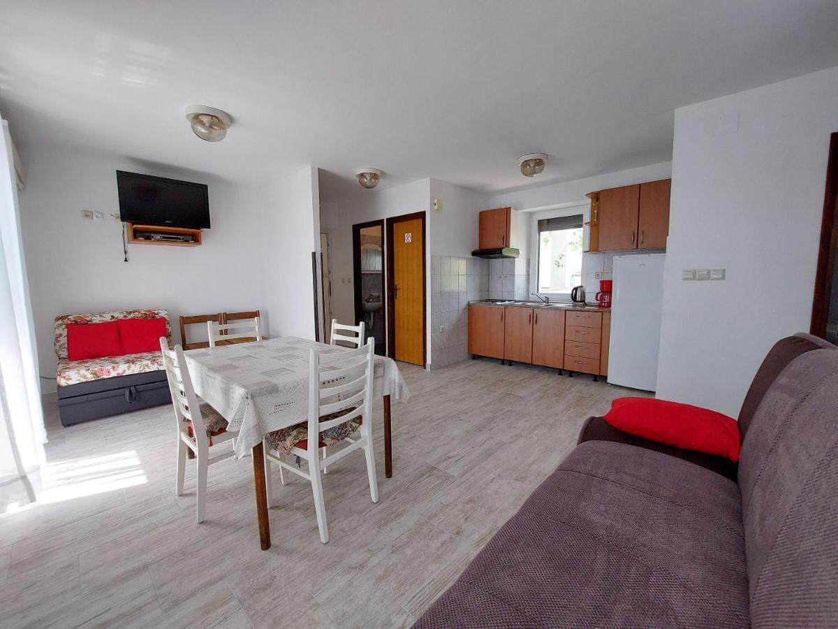 Apartments Ivan Чижичи Экстерьер фото