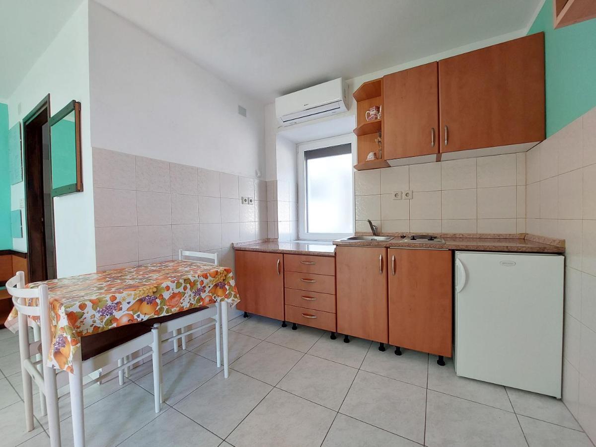 Apartments Ivan Чижичи Экстерьер фото