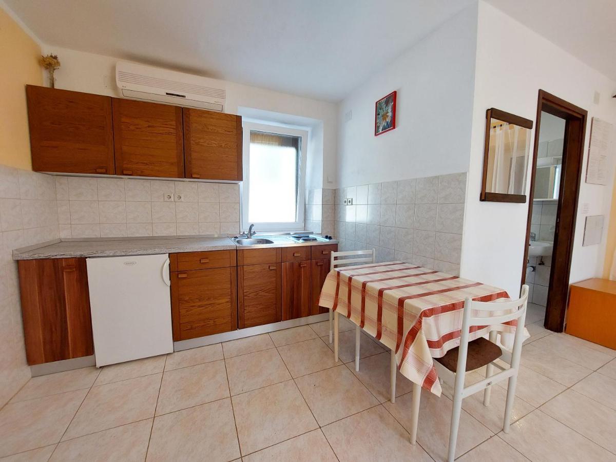 Apartments Ivan Чижичи Экстерьер фото