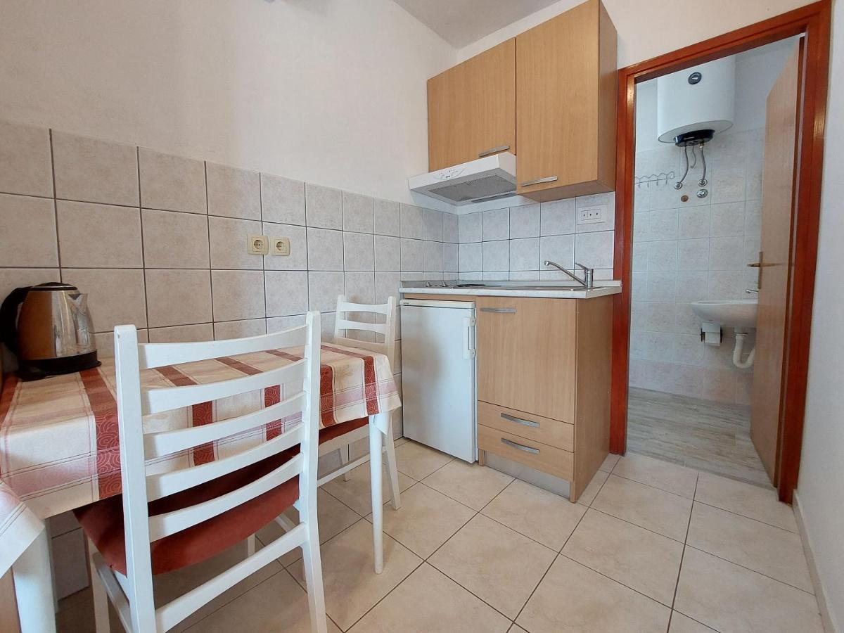 Apartments Ivan Чижичи Экстерьер фото