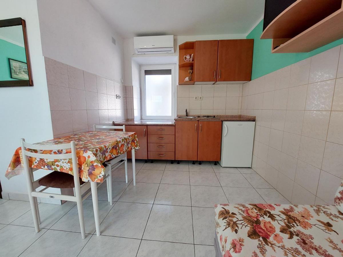 Apartments Ivan Чижичи Экстерьер фото