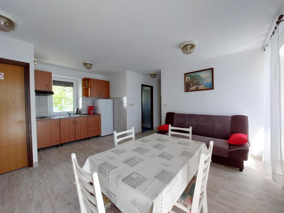 Apartments Ivan Чижичи Экстерьер фото