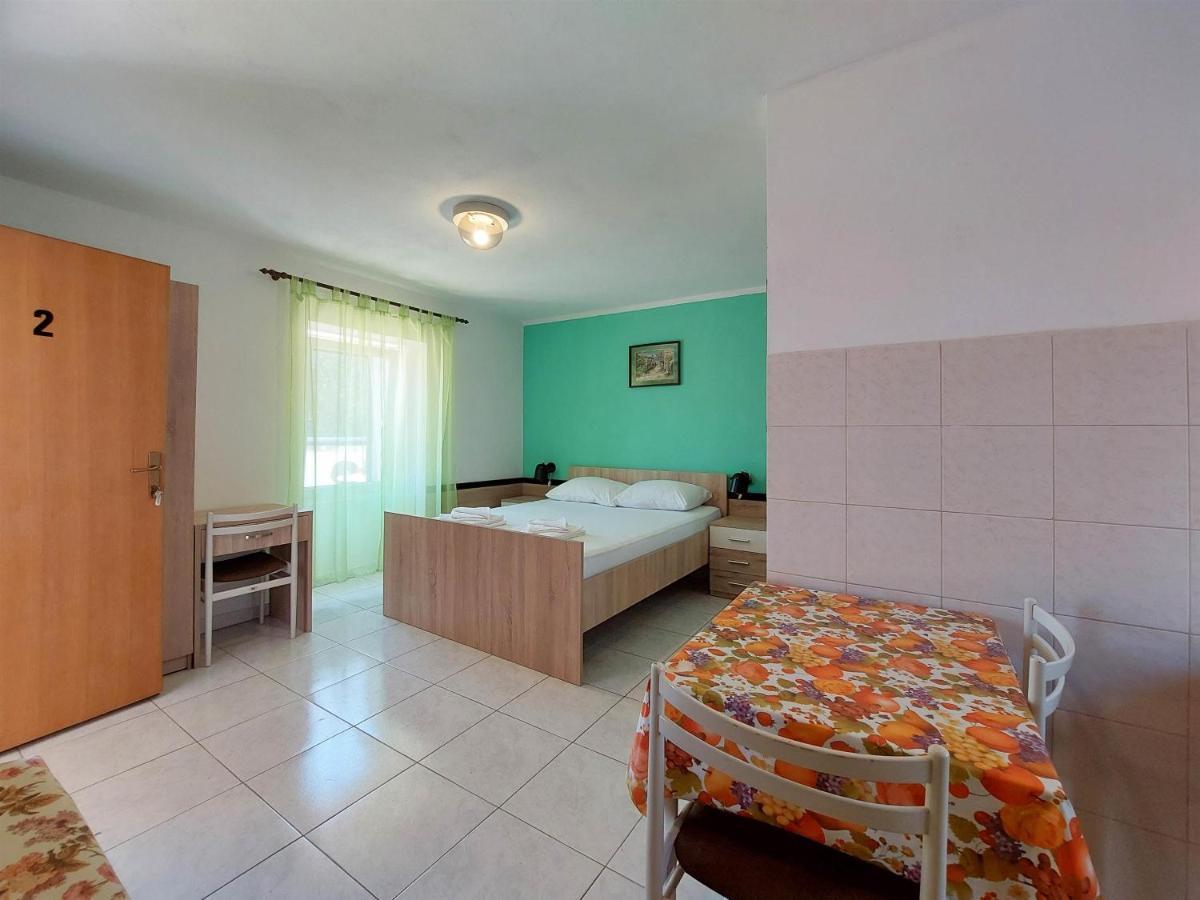 Apartments Ivan Чижичи Экстерьер фото